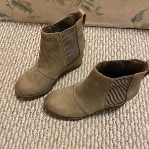 Sorel Leather Waterproof Wedge Boots